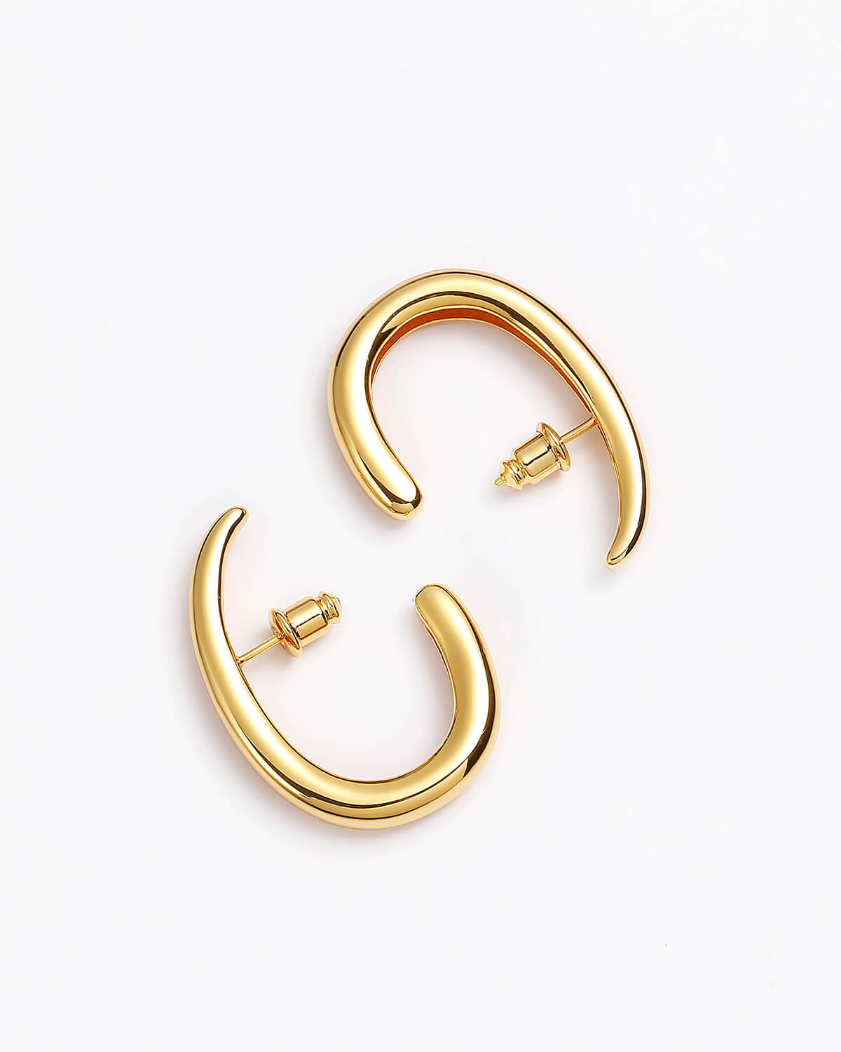 Find Your Perfect Match: Trendy Hoops Earrings for Every Style
