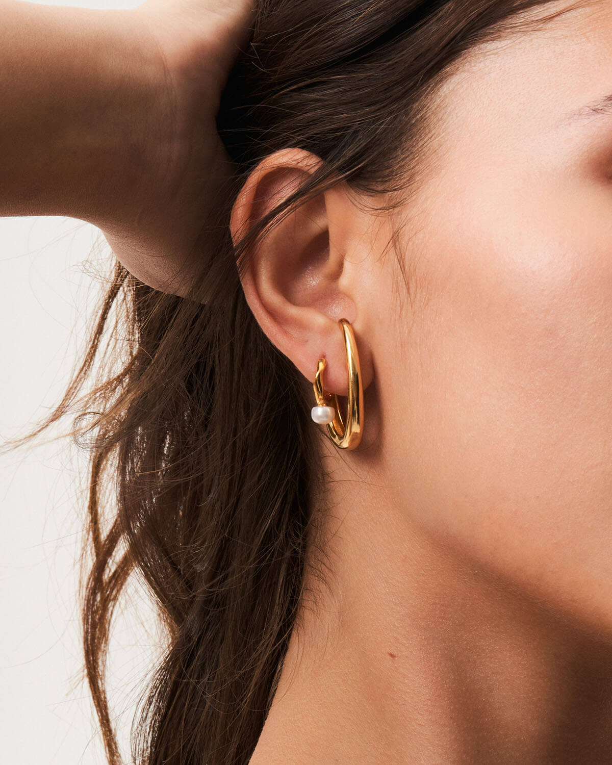 Make a Statement with Bold Hoops Earrings Designs