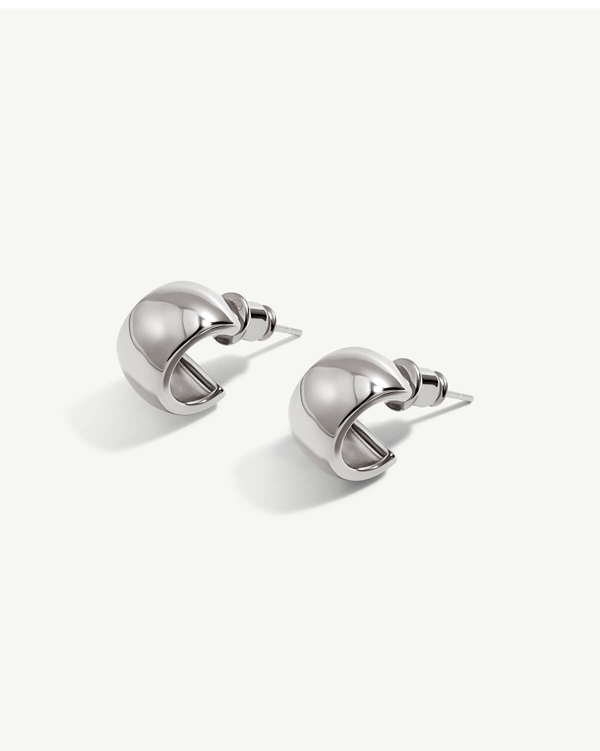 Stud Earrings: Timeless Elegance for Every Occasion